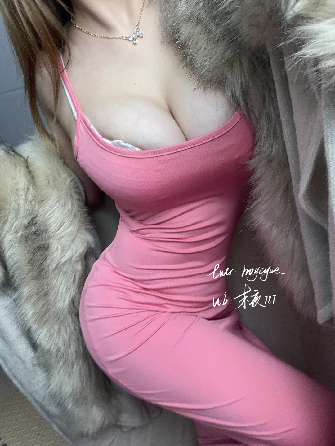 末夜787 - 自摄 粉色裙子 [23P,1V-166MB] tg@simisebaisi 【丝足阁】015.webp